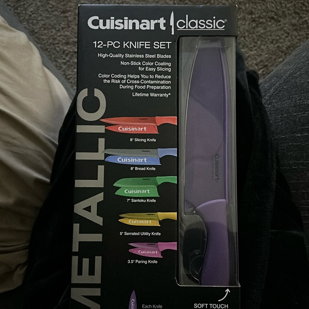 NIB Cuisinart knife set